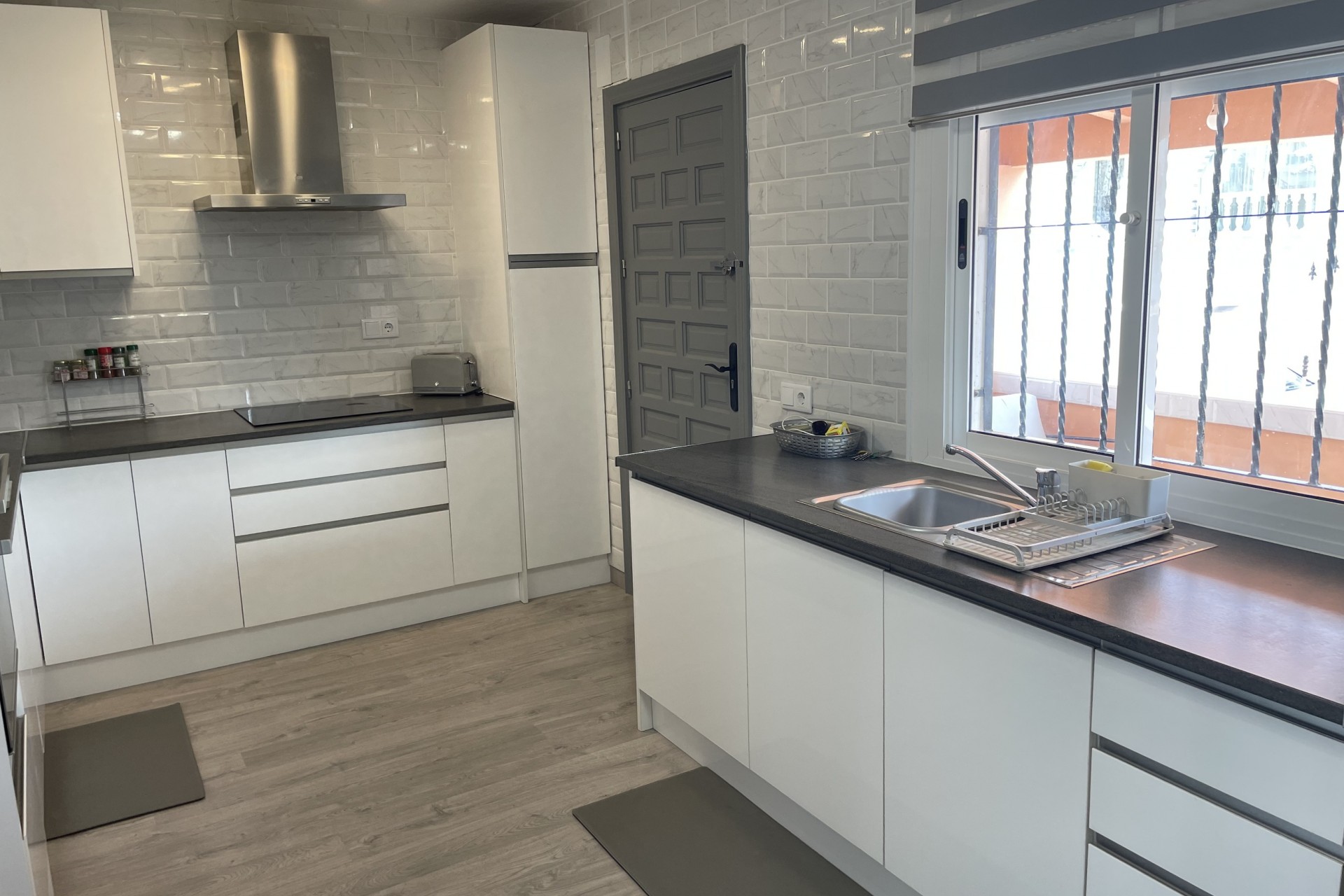 Reventa - Villa -
Camposol - Inland