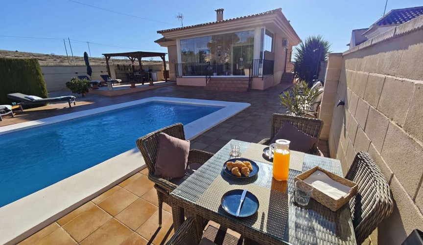 Reventa - Villa -
Canada del Trigo - Inland