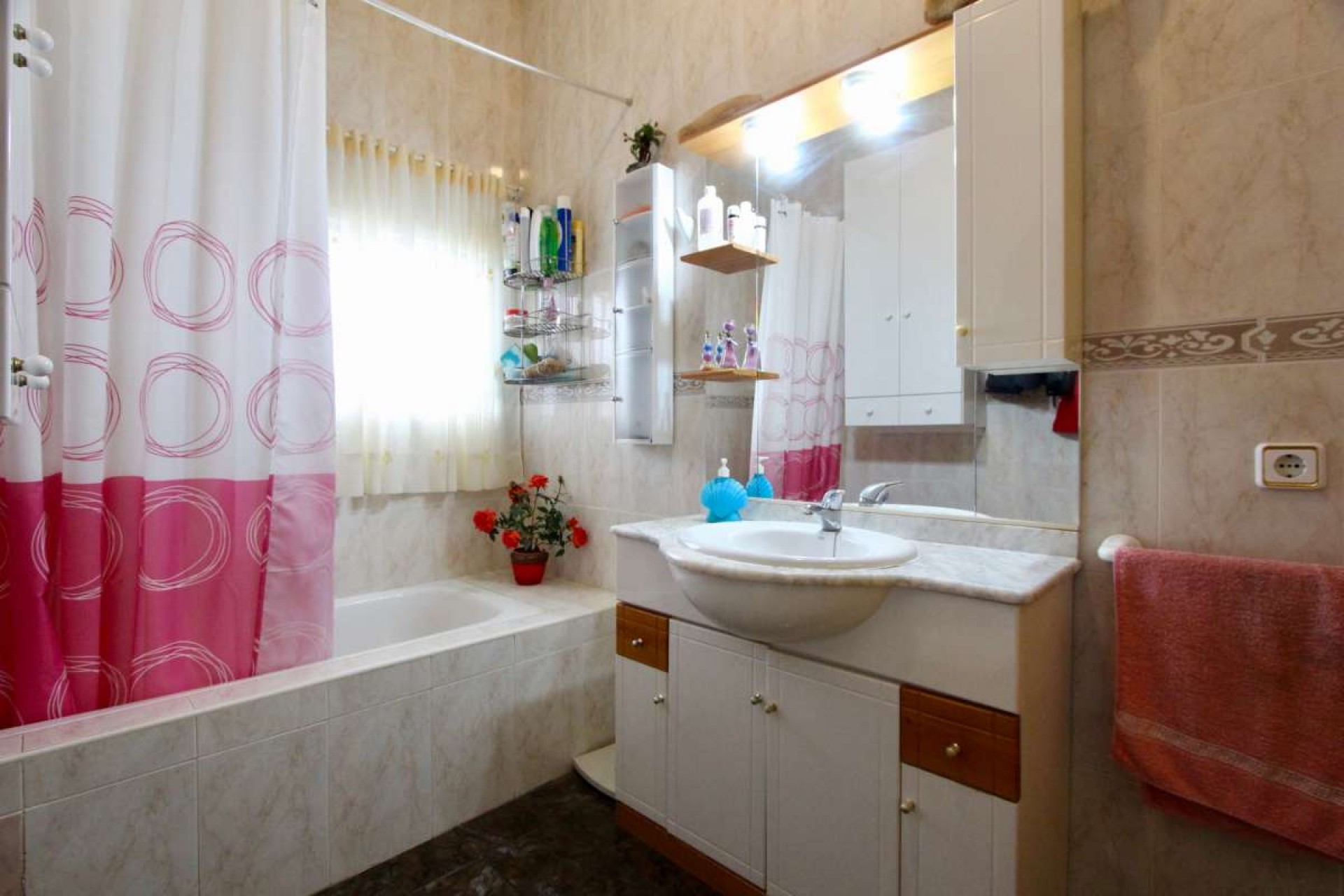 Reventa - Villa -
Canadas De San Pedro - Inland