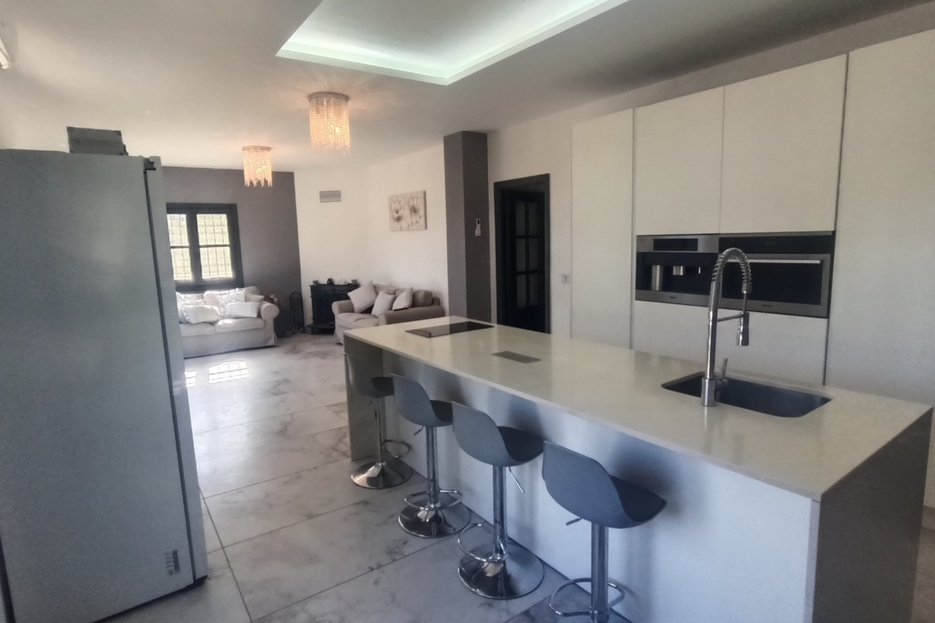 Reventa - Villa -
Canadas De San Pedro - Inland