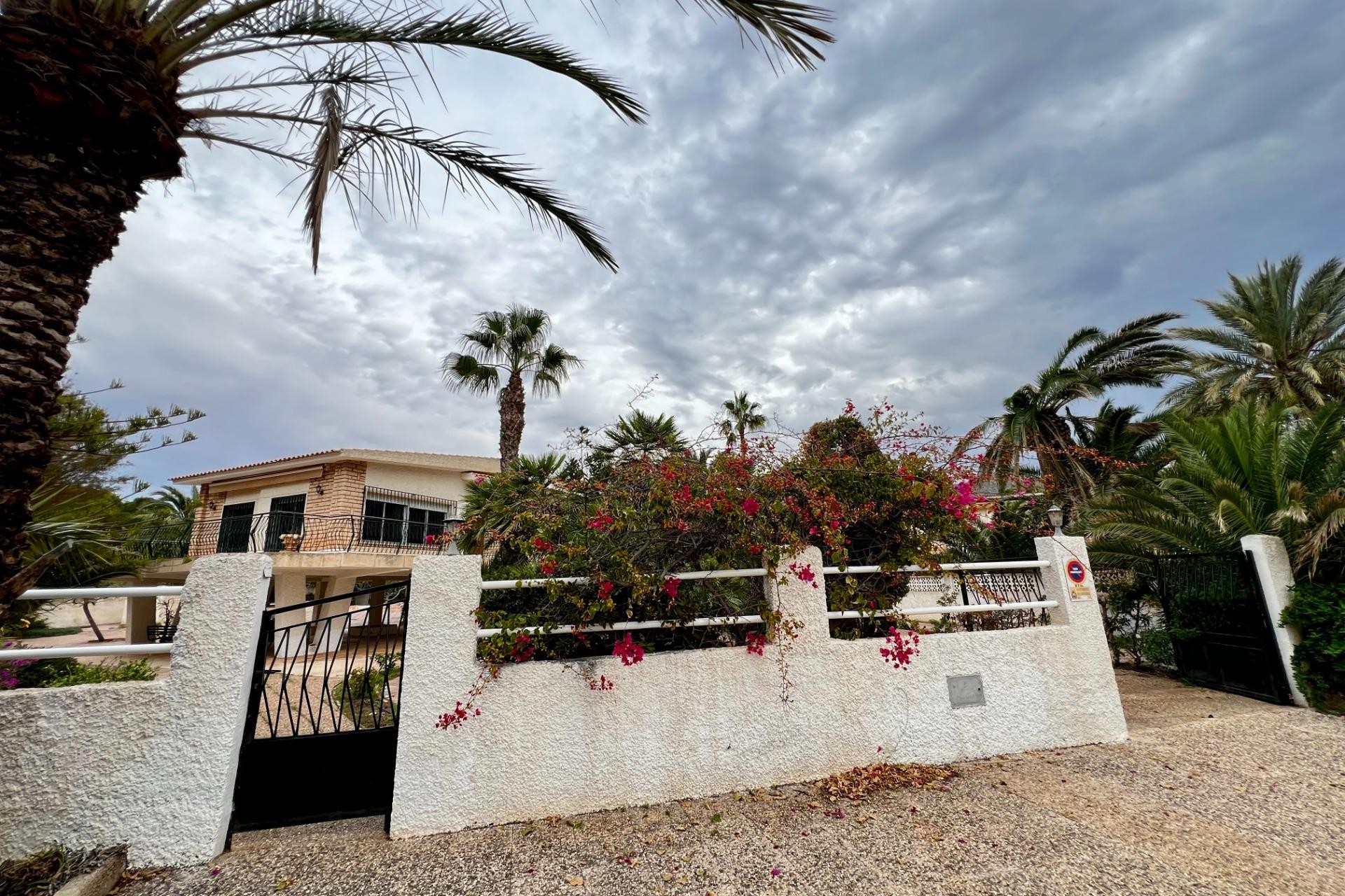 Reventa - Villa -
Cartagena - La Azohía