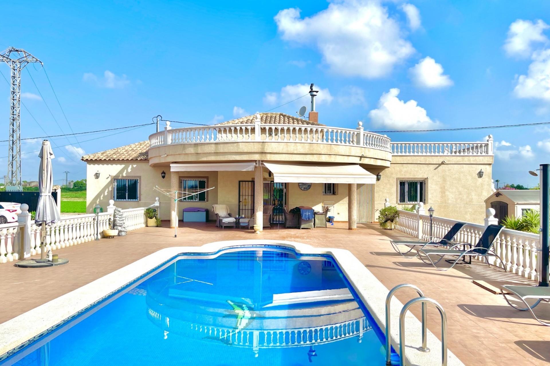 Reventa - Villa -
Catral - Costa Blanca