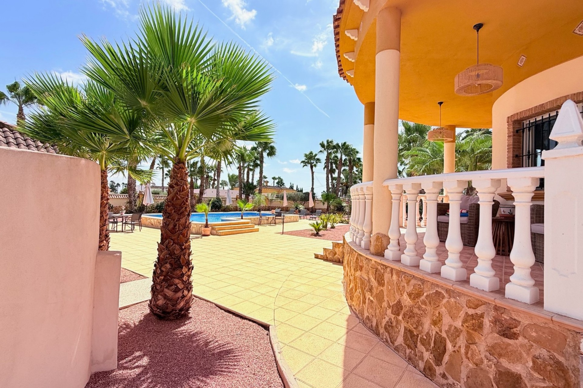 Reventa - Villa -
Catral - Costa Blanca