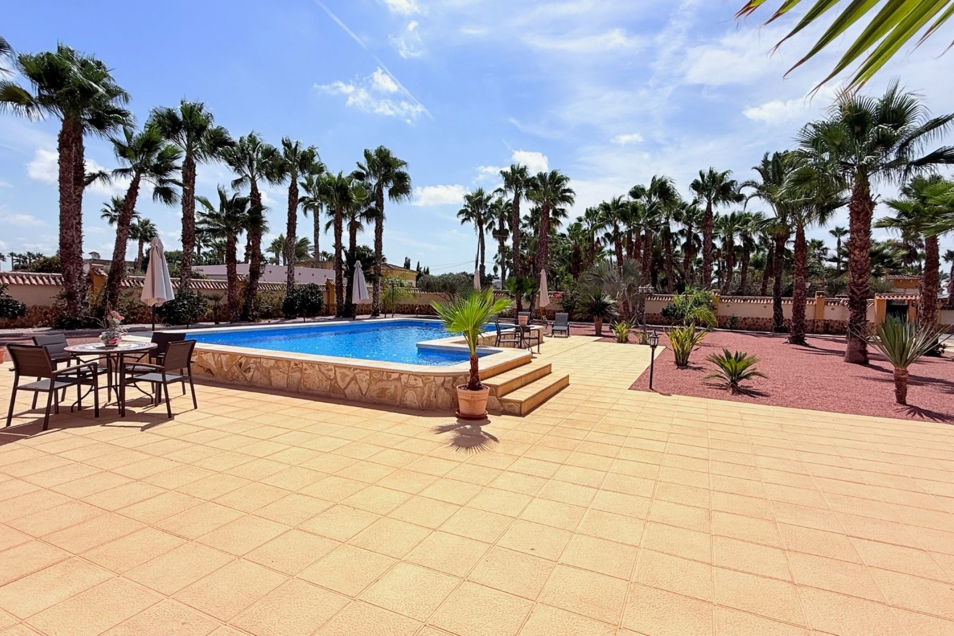 Reventa - Villa -
Catral - Costa Blanca
