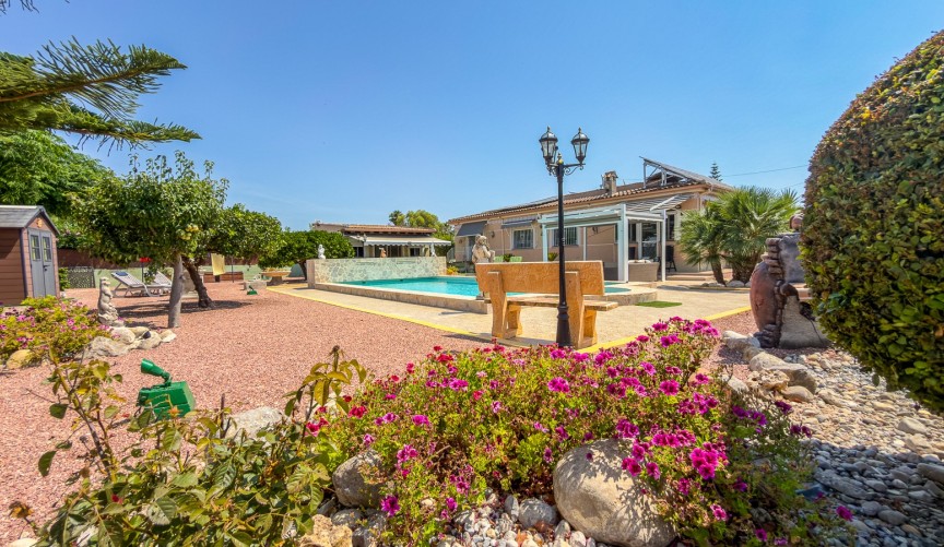 Reventa - Villa -
Catral - Costa Blanca