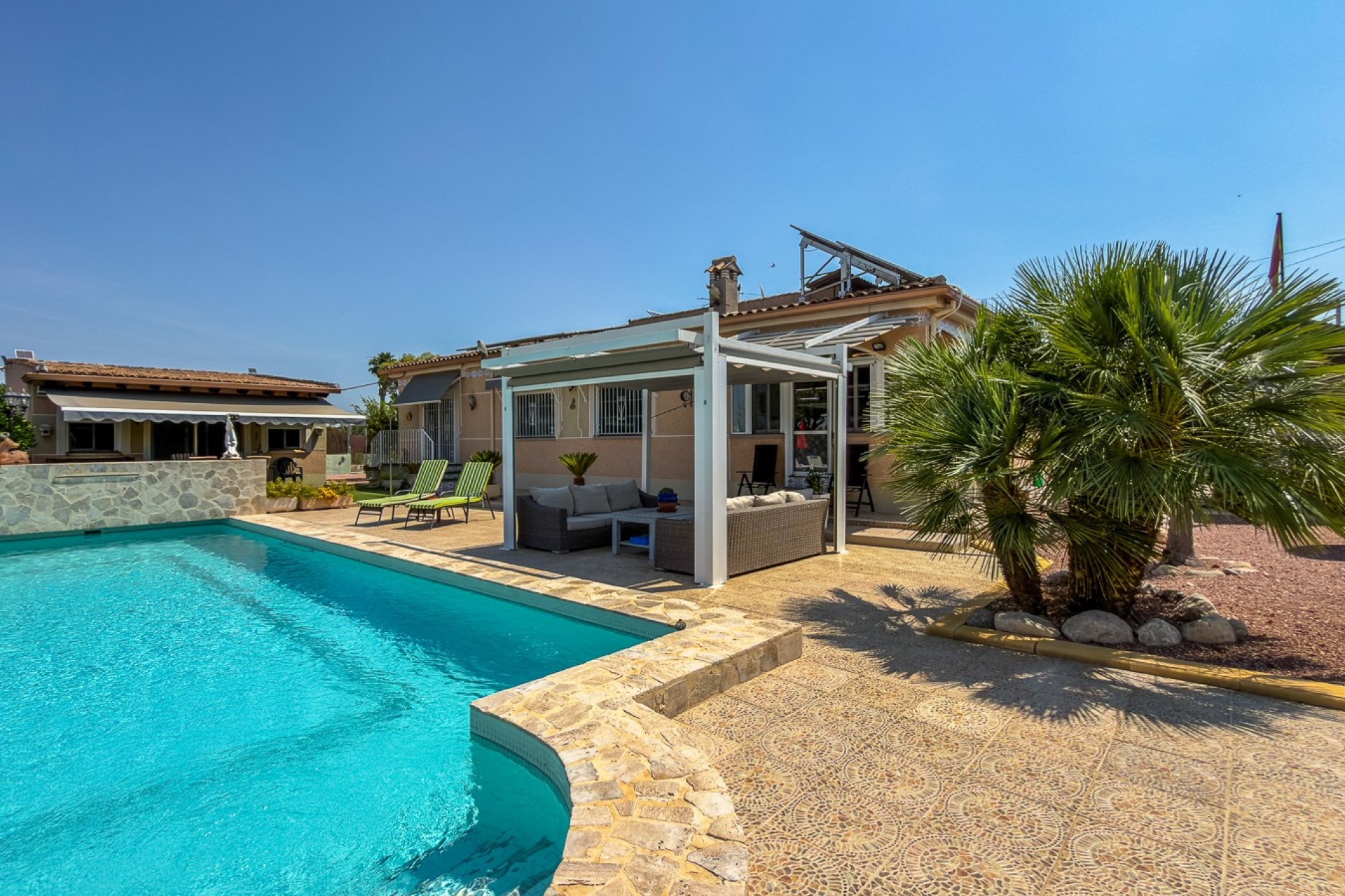Reventa - Villa -
Catral - Costa Blanca