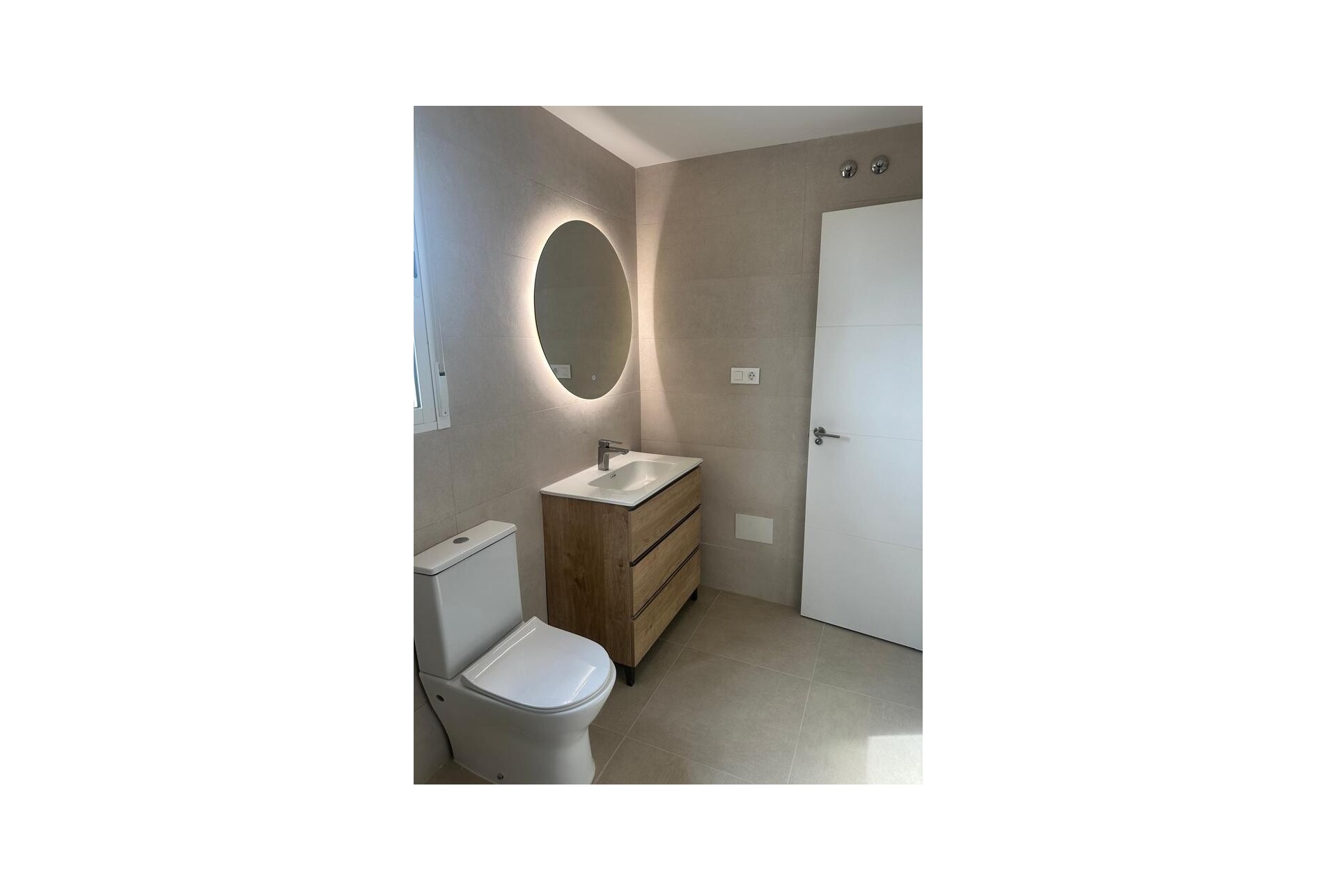 Reventa - Villa -
Catral - Costa Blanca