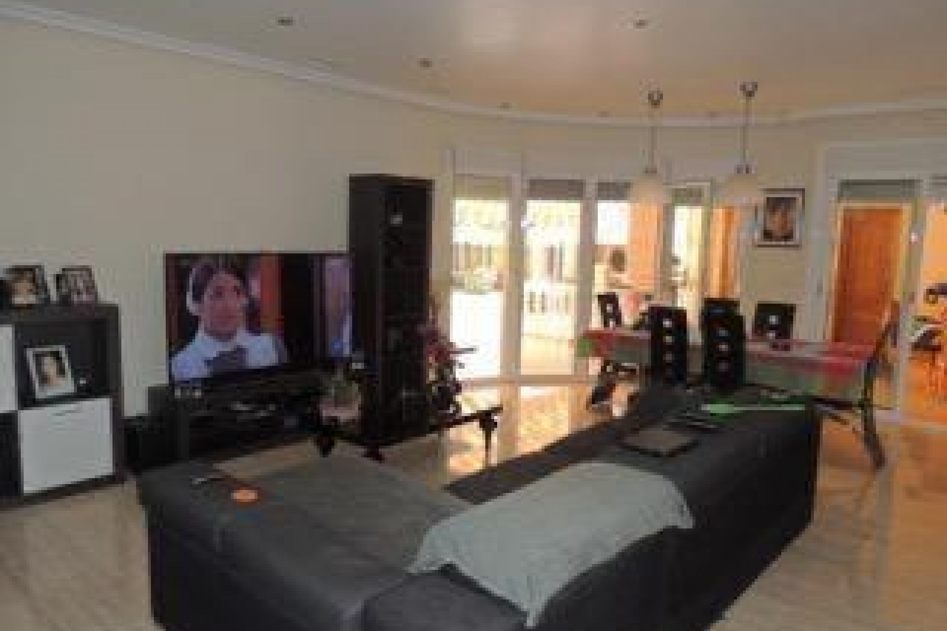 Reventa - Villa -
Catral