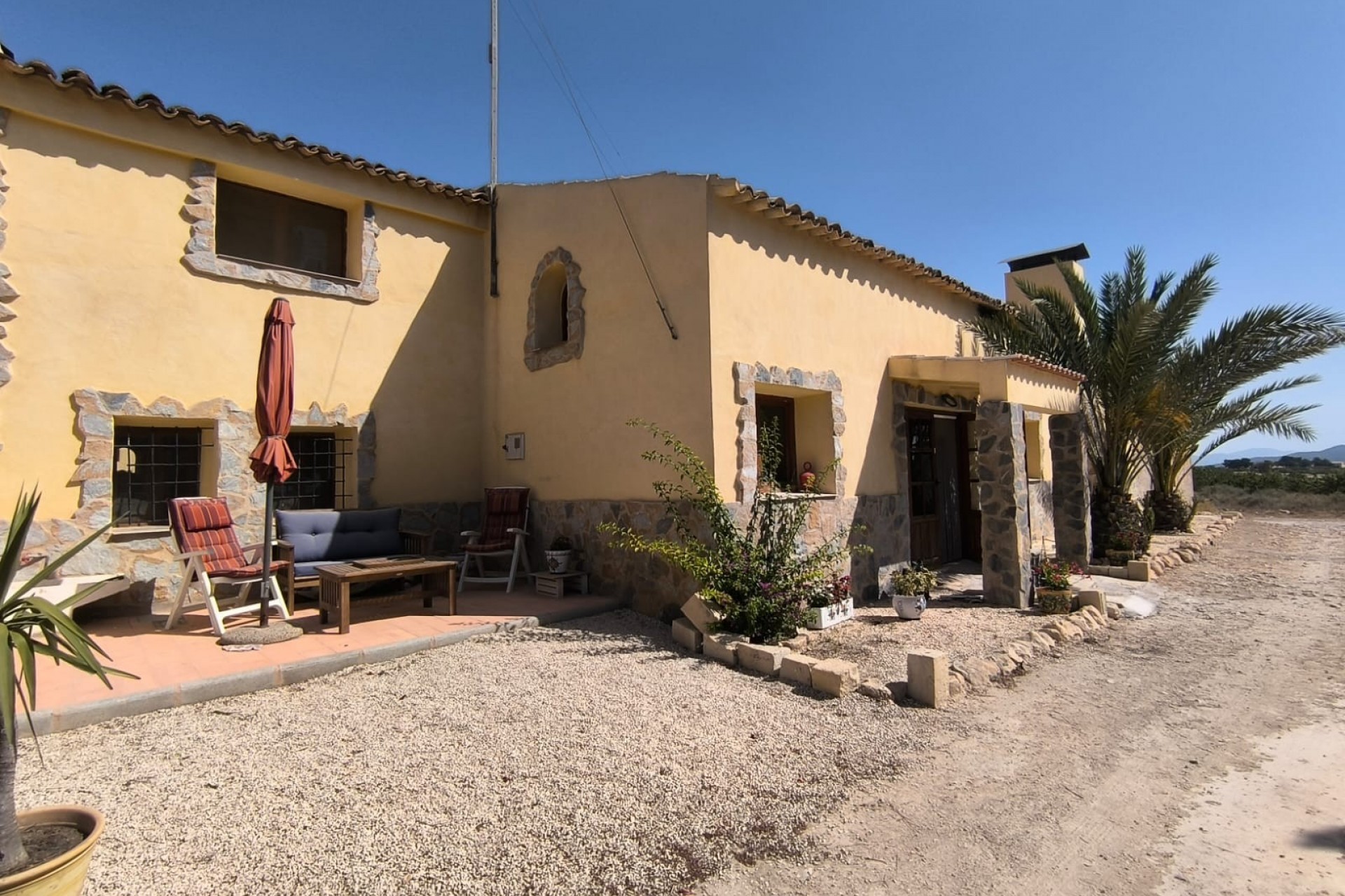 Reventa - Villa -
Chinorlet - Inland