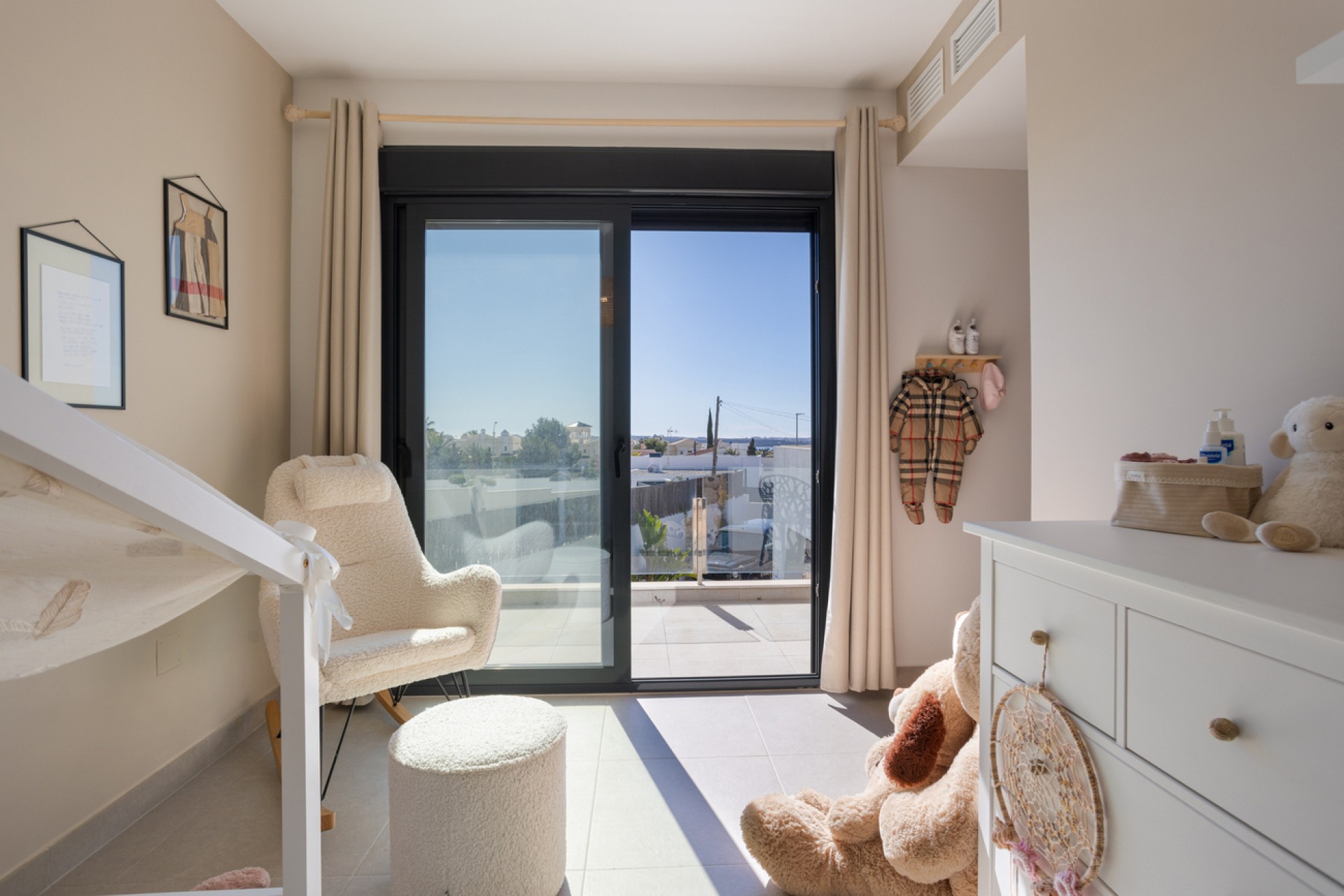 Reventa - Villa -
Ciudad Quesada - center