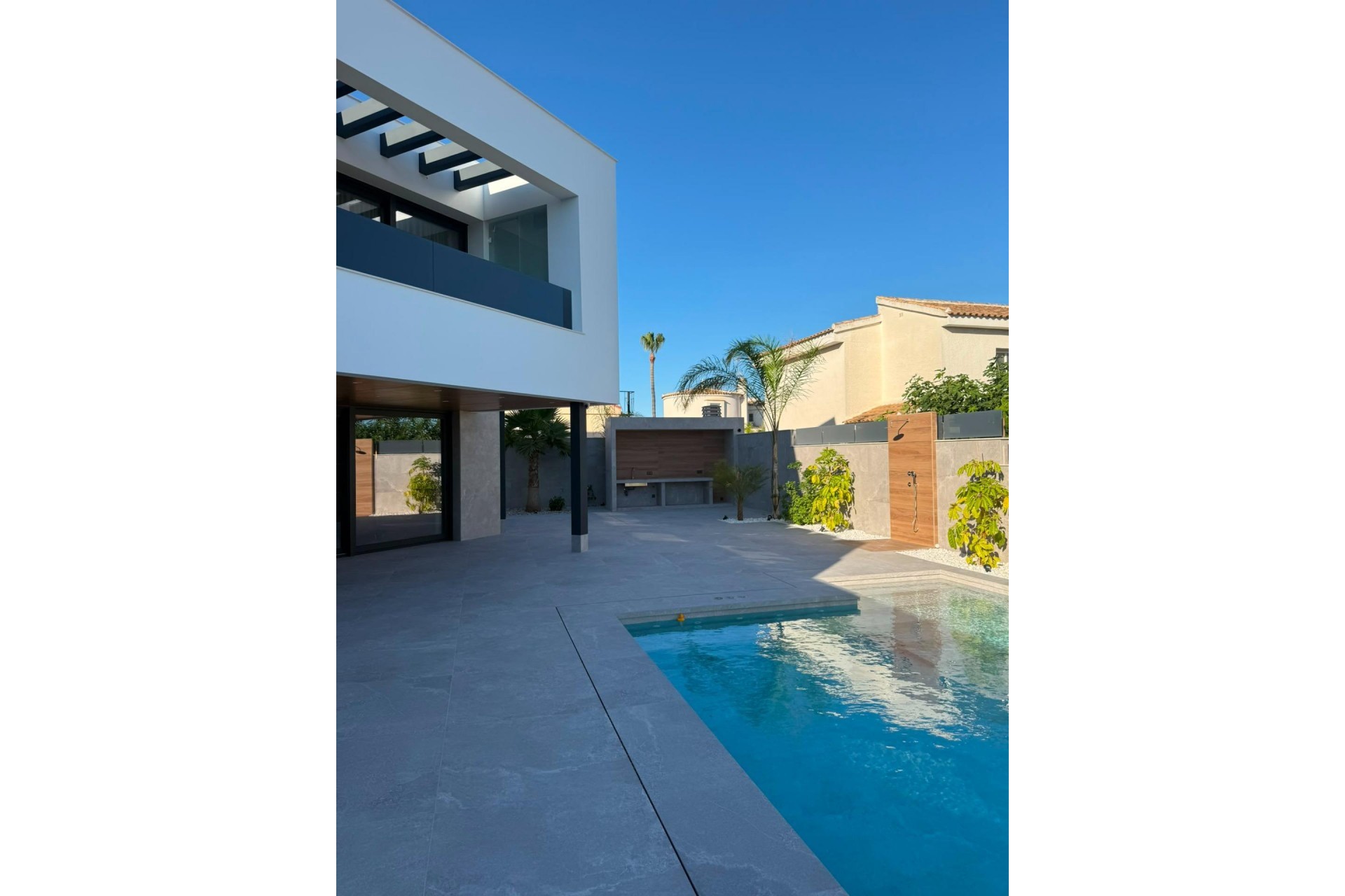 Reventa - Villa -
Ciudad Quesada - Centro De La Ciudad Quesada