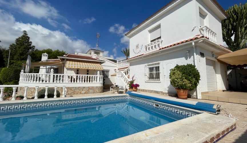 Reventa - Villa -
Ciudad Quesada - Costa Blanca