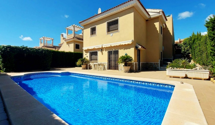 Reventa - Villa -
Ciudad Quesada - Costa Blanca