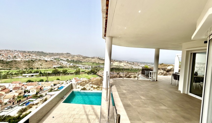 Reventa - Villa -
Ciudad Quesada - Costa Blanca