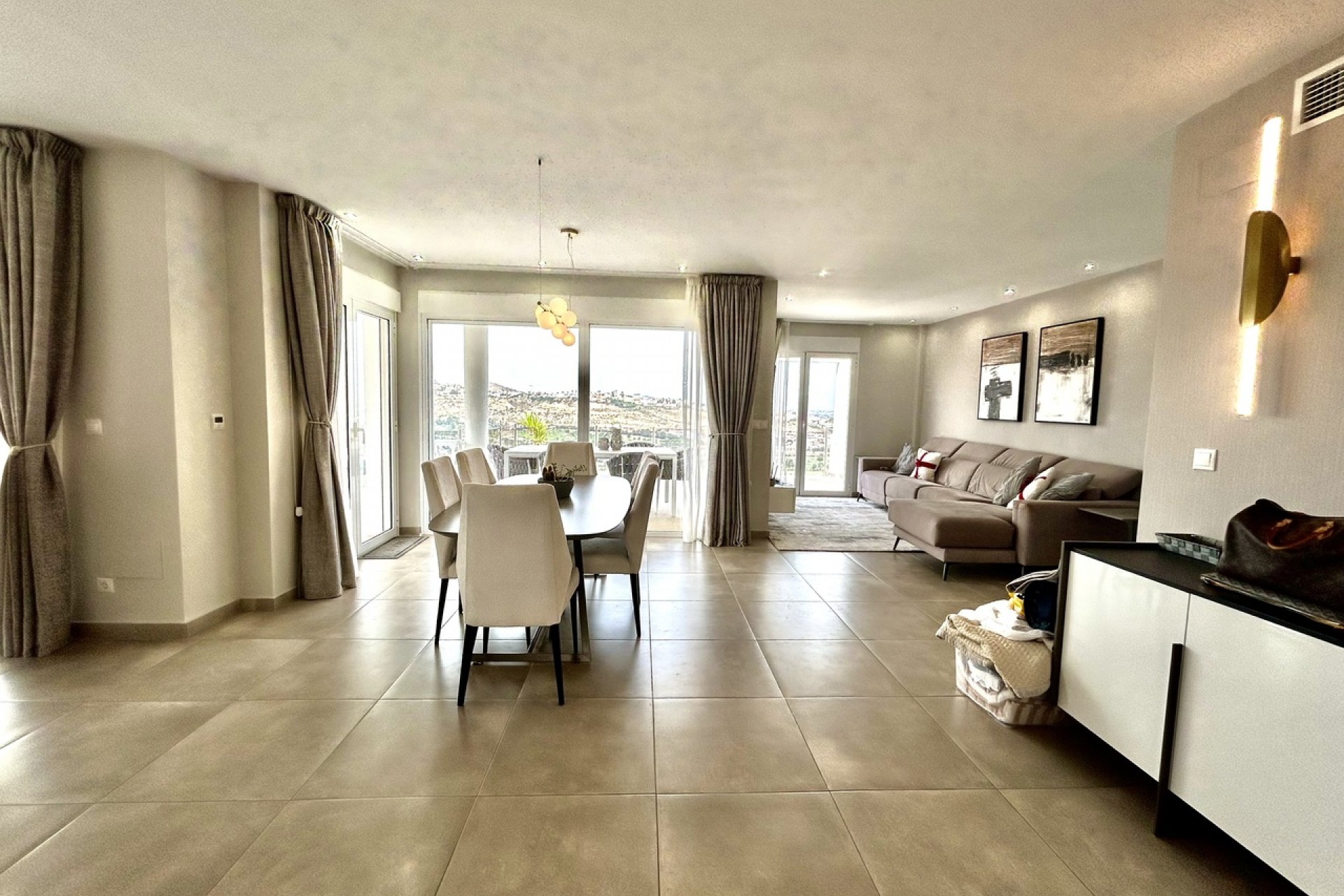 Reventa - Villa -
Ciudad Quesada - Costa Blanca
