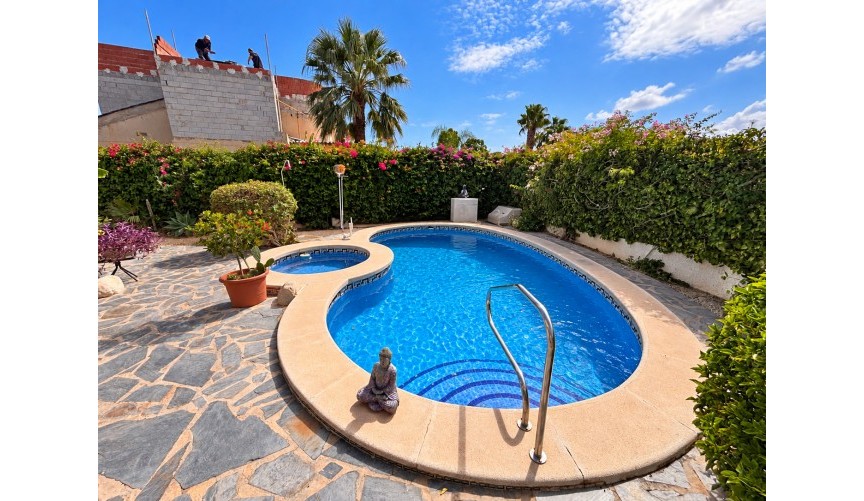 Reventa - Villa -
Ciudad Quesada - Costa Blanca