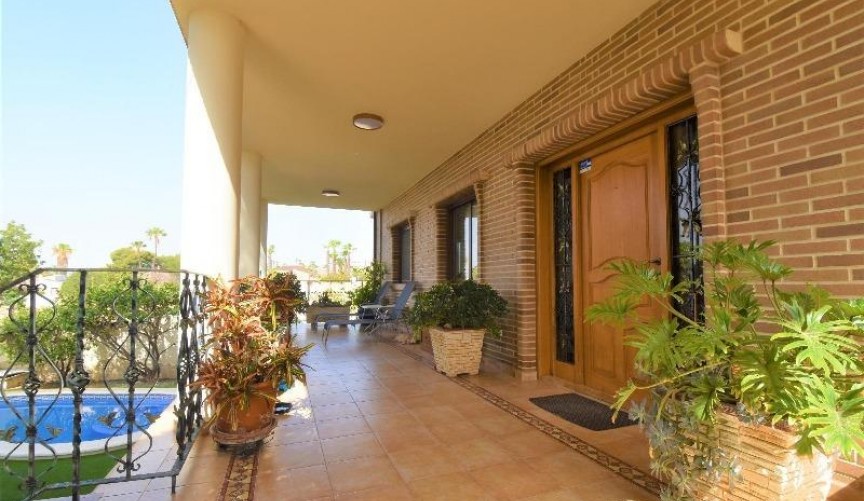 Reventa - Villa -
Ciudad Quesada