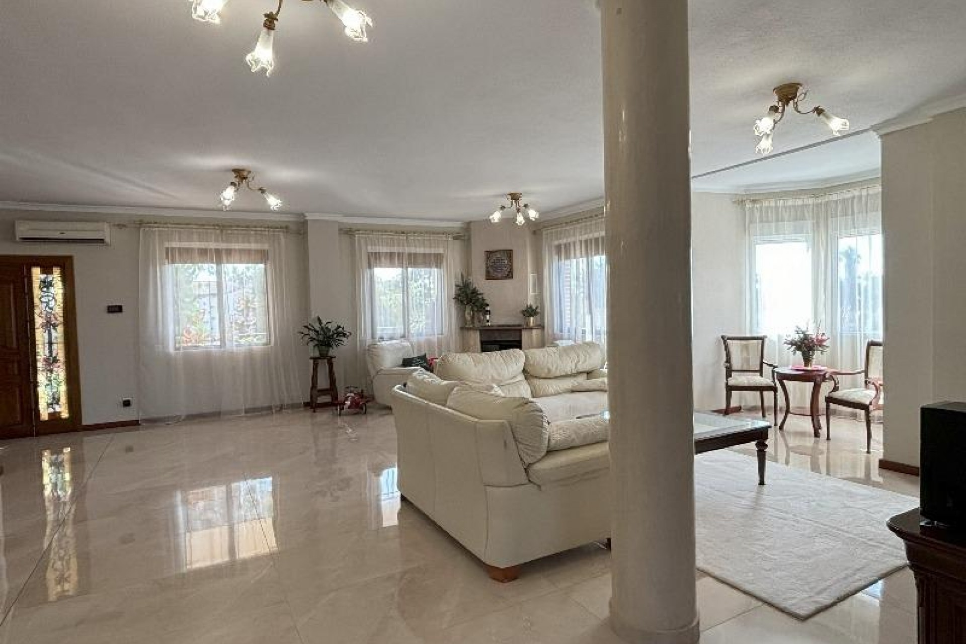 Reventa - Villa -
Ciudad Quesada