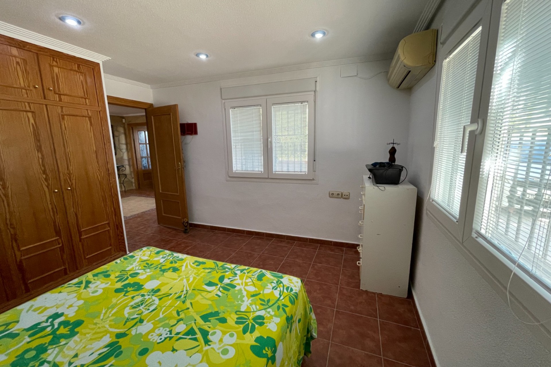 Reventa - Villa -
Crevillent - Inland