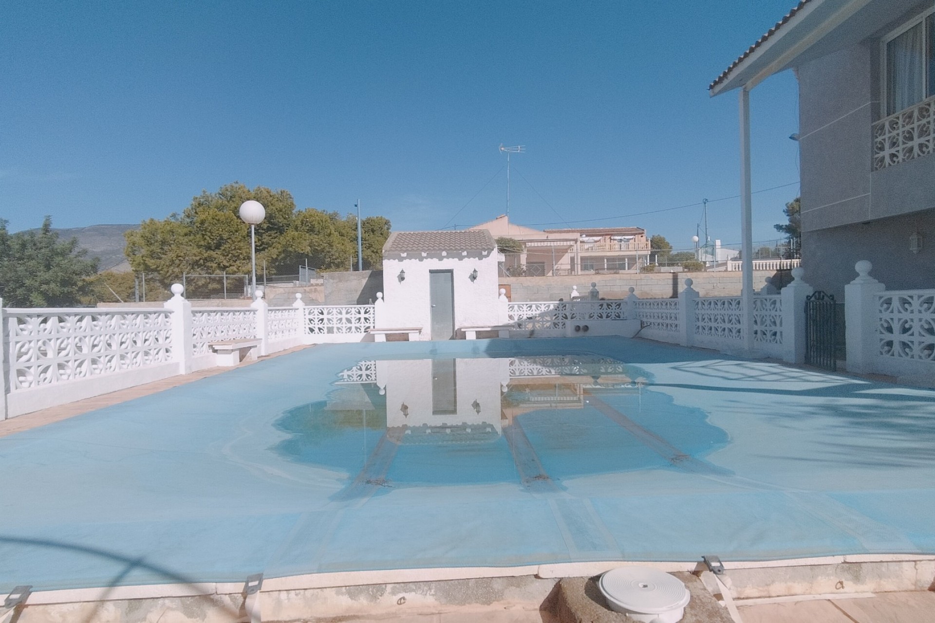 Reventa - Villa -
Crevillent - Inland