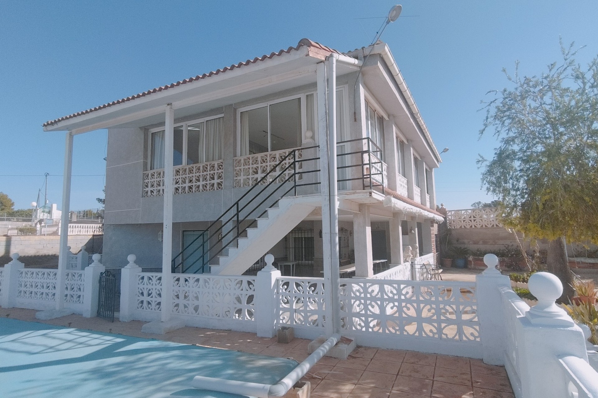 Reventa - Villa -
Crevillent - Inland