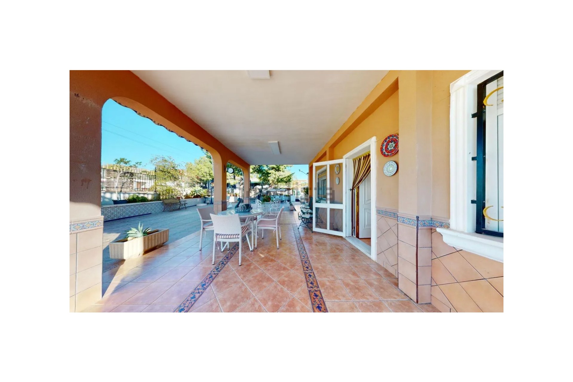 Reventa - Villa -
Crevillent - Inland