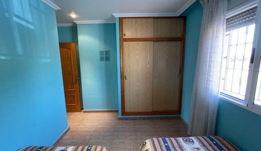 Reventa - Villa -
Crevillent - Inland