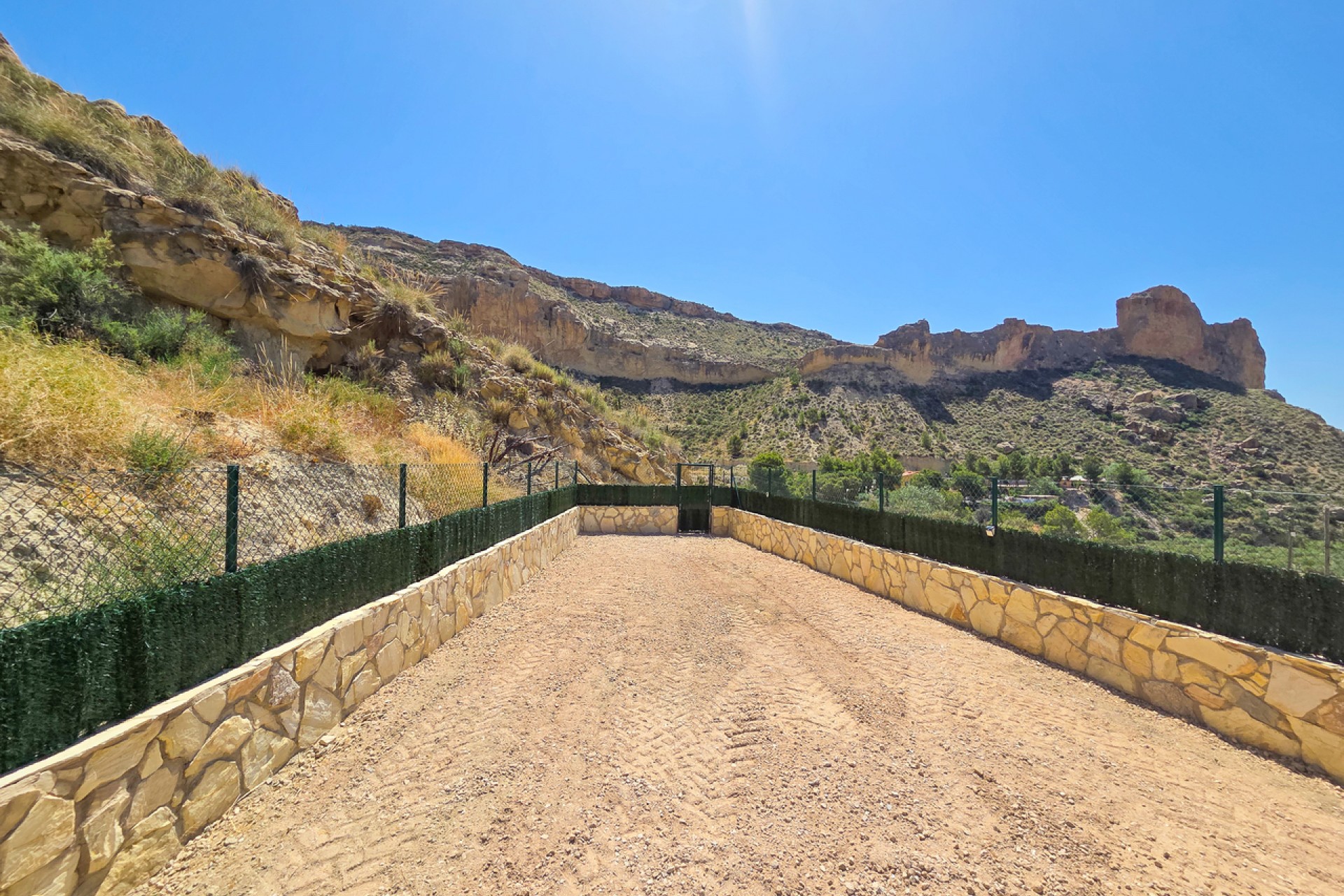 Reventa - Villa -
Crevillent - Inland