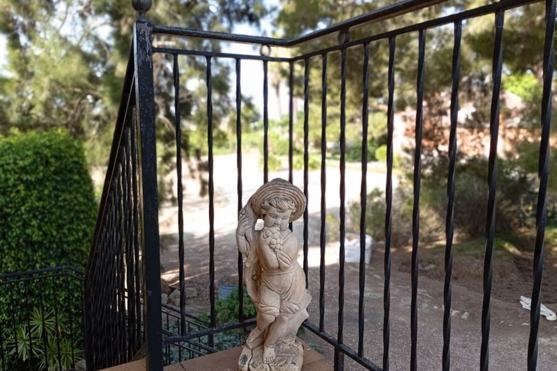 Reventa - Villa -
Daya Nueva - Costa Blanca