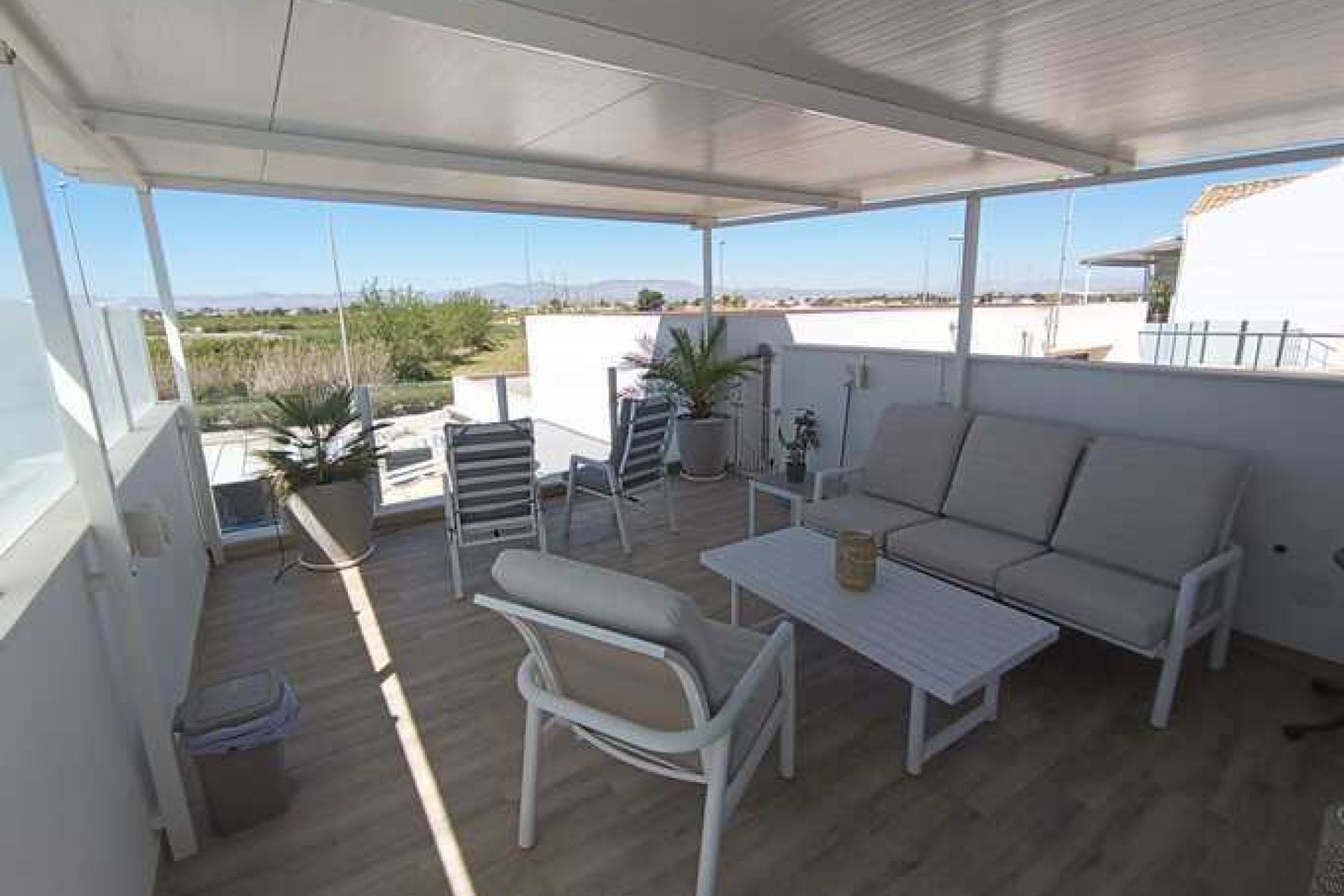 Reventa - Villa -
Daya Nueva - Costa Blanca