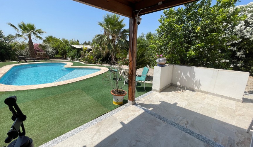 Reventa - Villa -
Daya Nueva - Costa Blanca