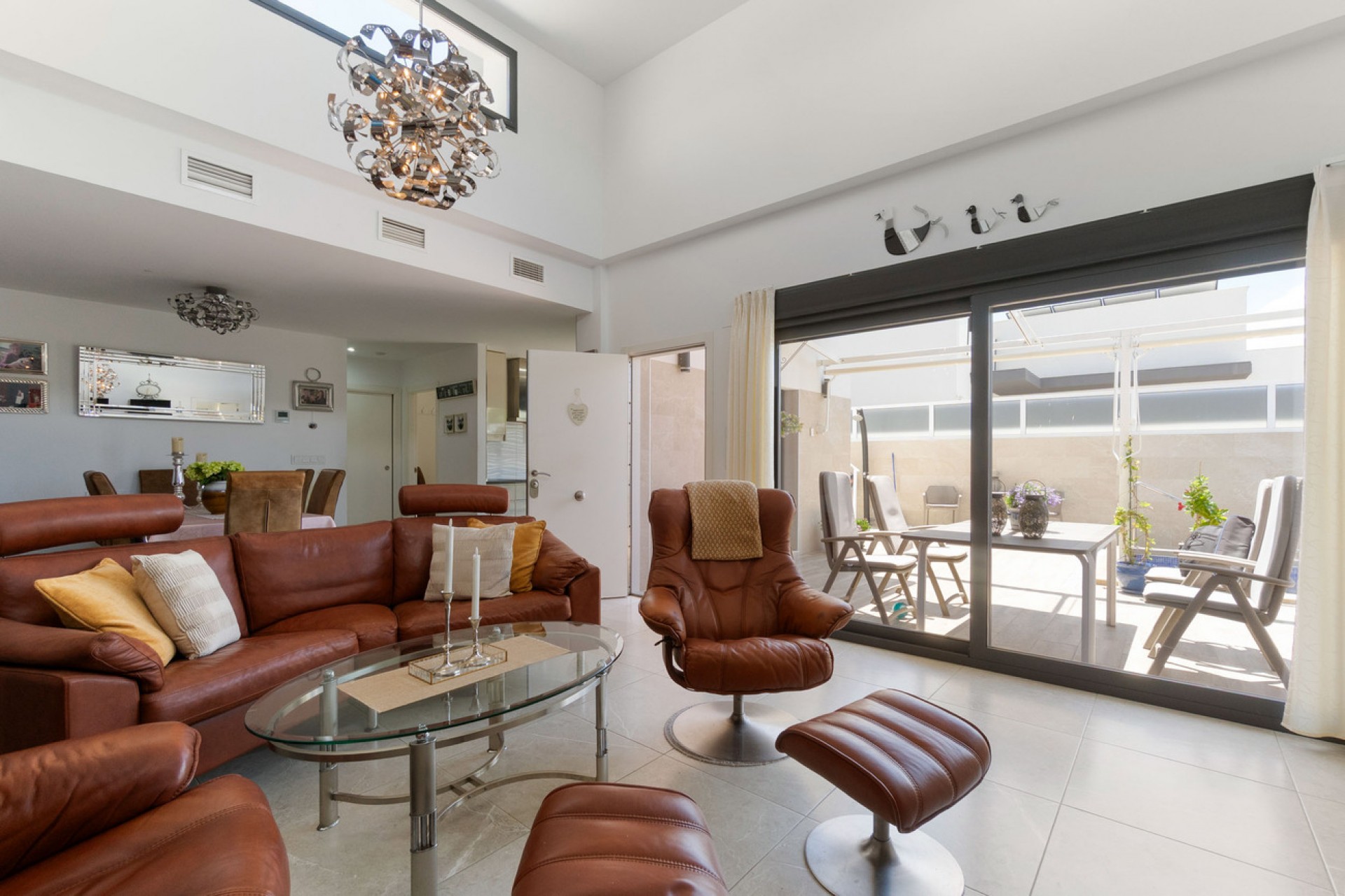 Reventa - Villa -
Daya Nueva - Costa Blanca