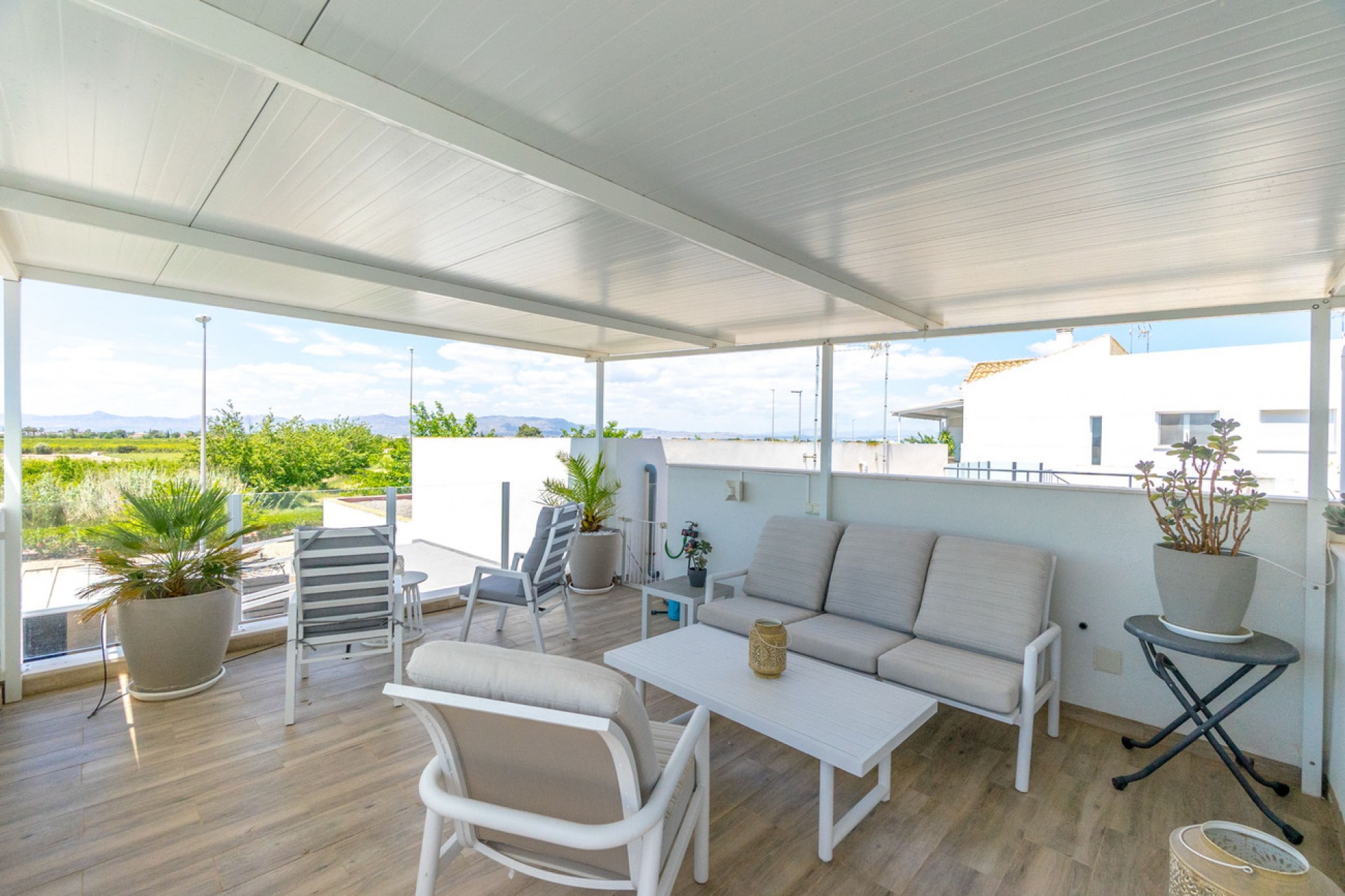 Reventa - Villa -
Daya Nueva - Costa Blanca