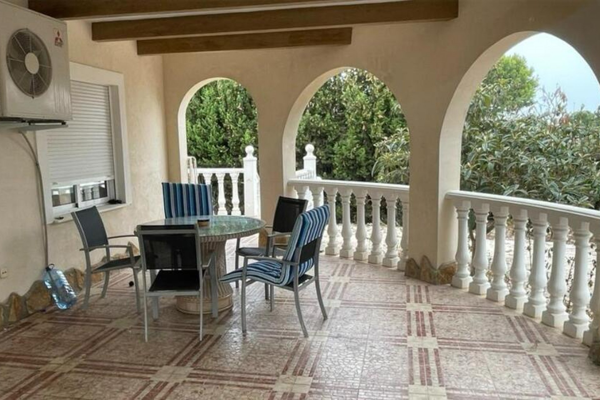 Reventa - Villa -
Daya Vieja - Costa Blanca