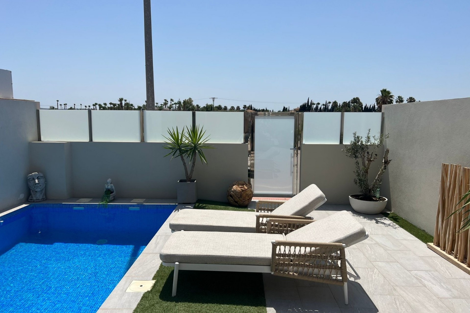 Reventa - Villa -
Daya Vieja - Costa Blanca