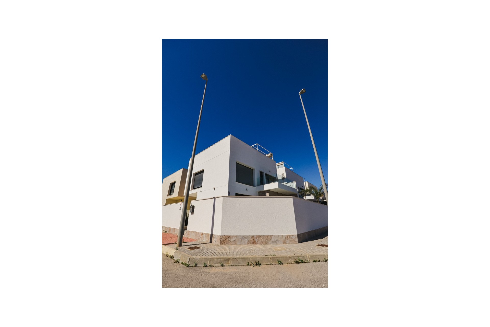 Reventa - Villa -
Daya Vieja