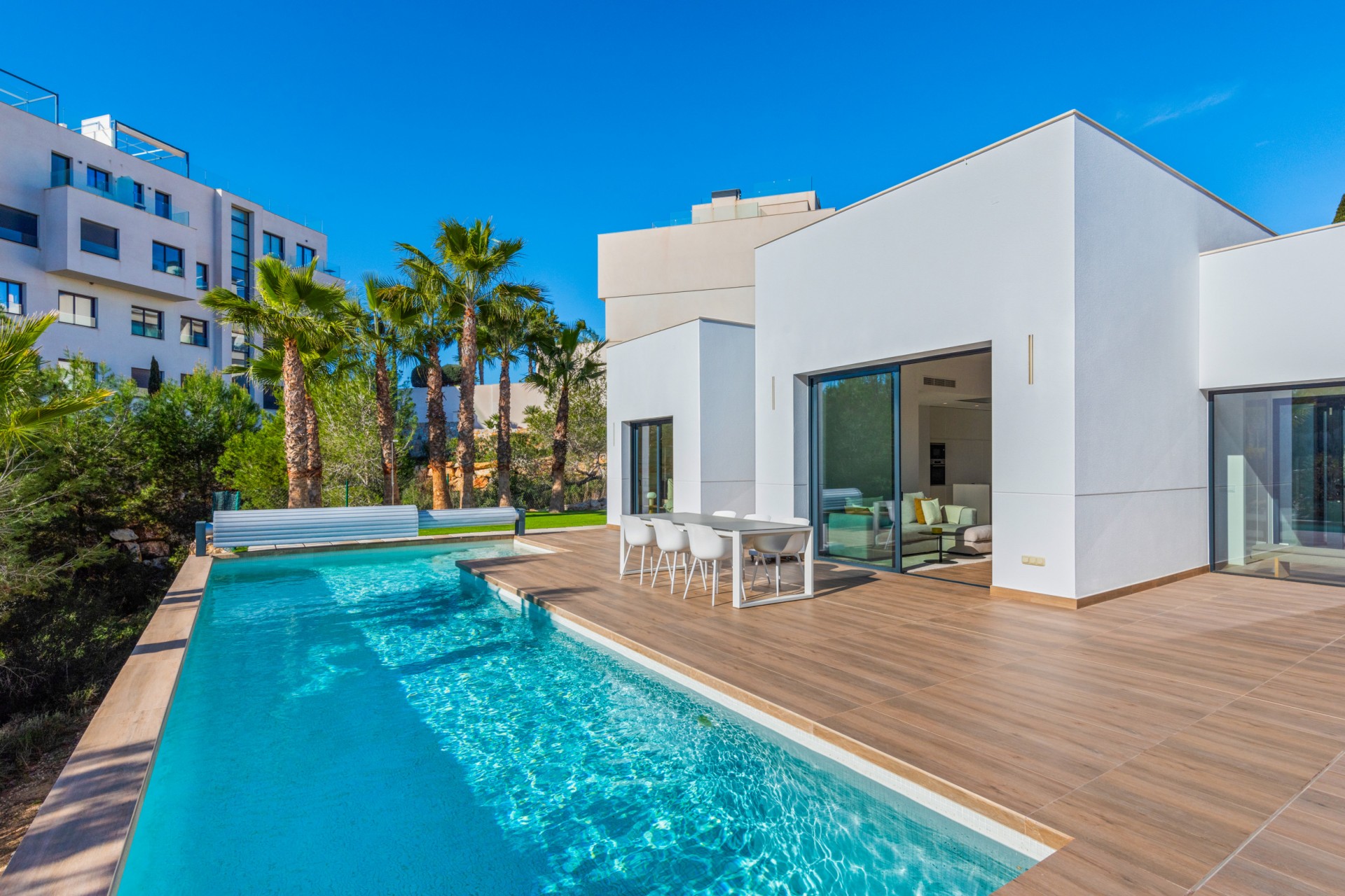 Reventa - Villa -
Dehesa de Campoamor - Costa Blanca