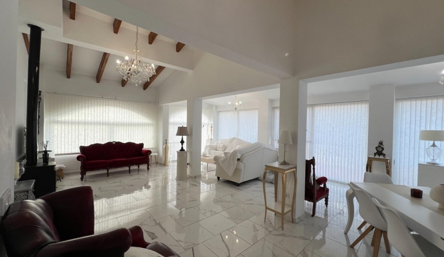 Reventa - Villa -
Dolores - Comunidad Valenciana