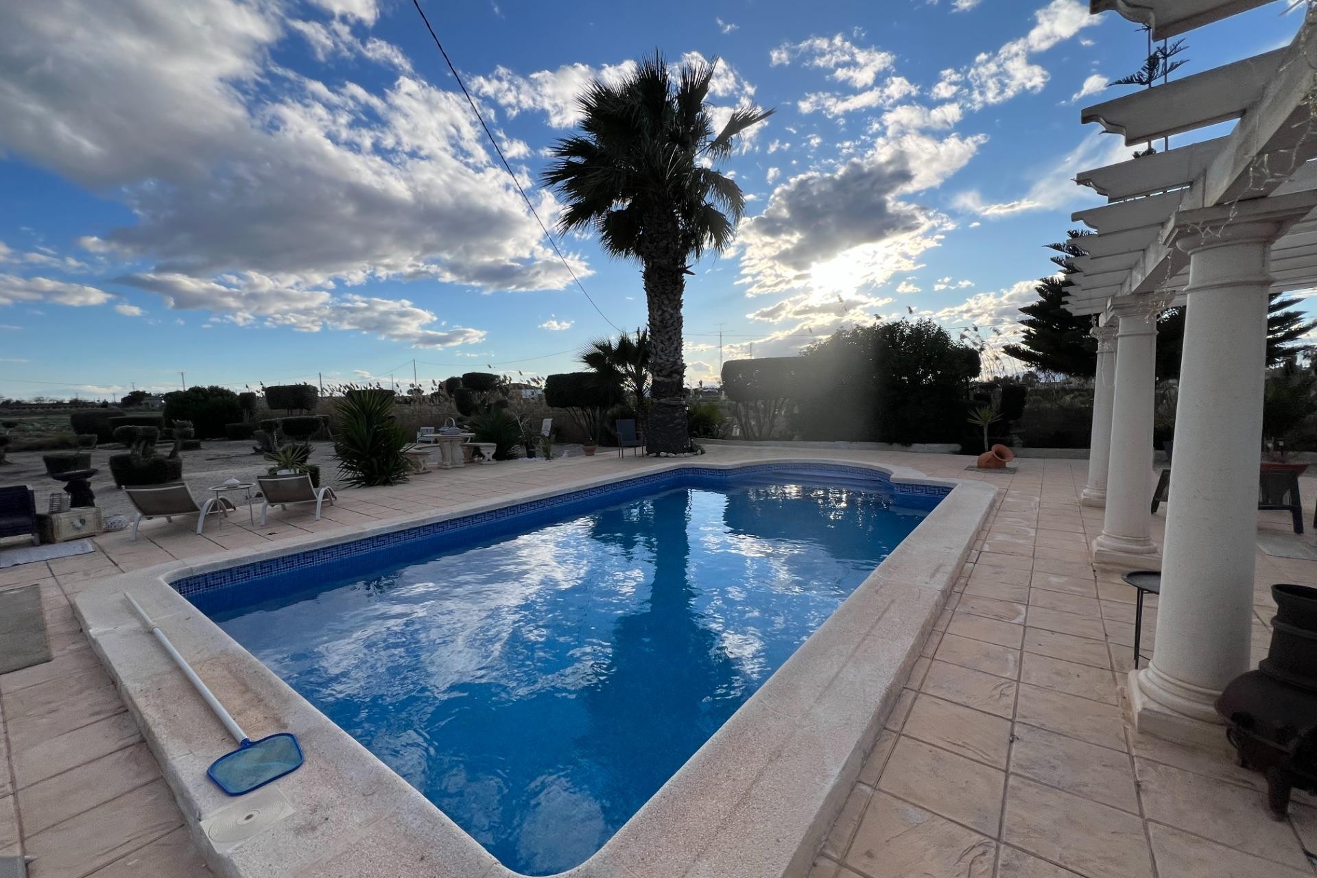 Reventa - Villa -
Dolores - Comunidad Valenciana