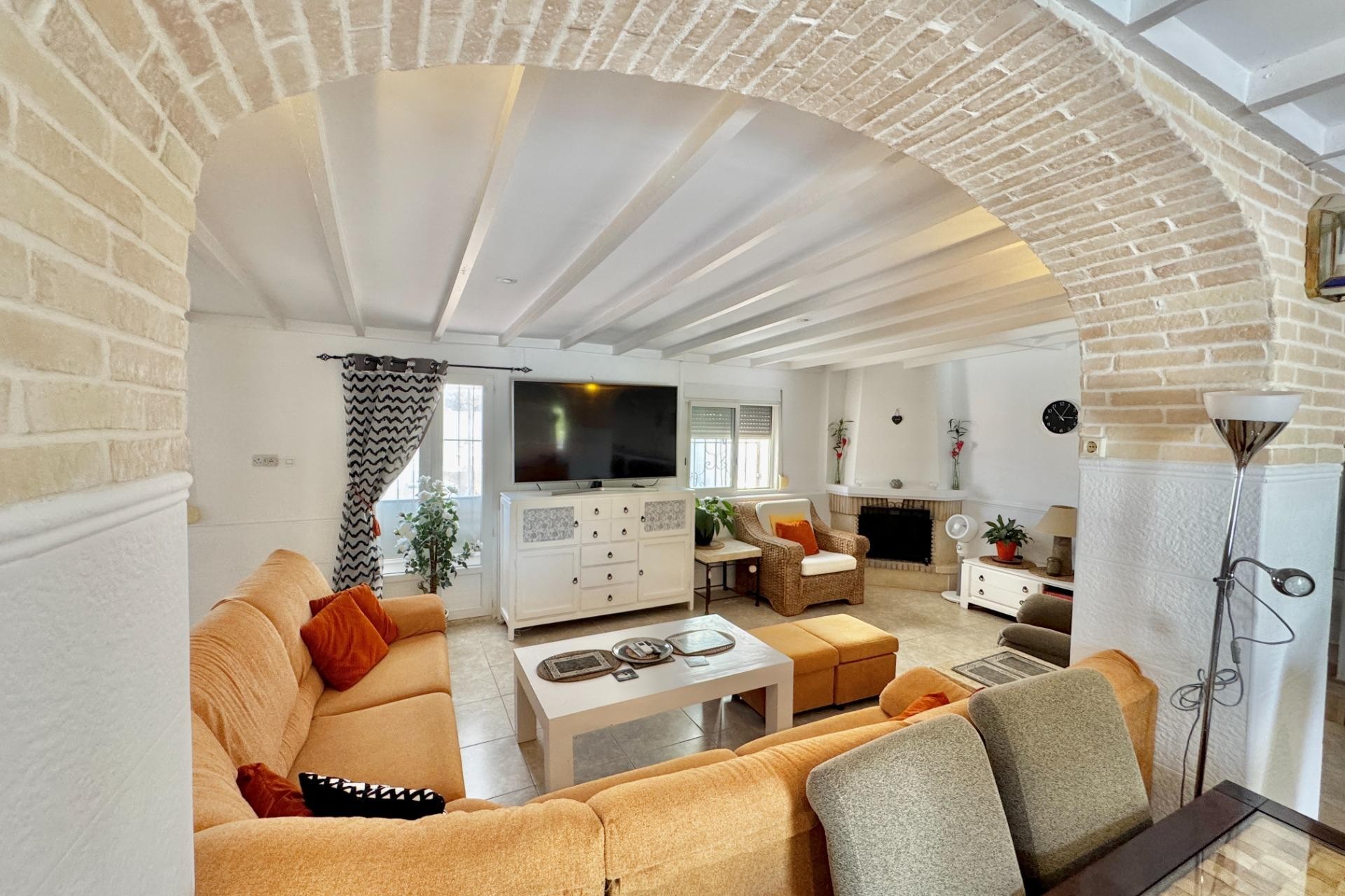 Reventa - Villa -
Dolores - Comunidad Valenciana