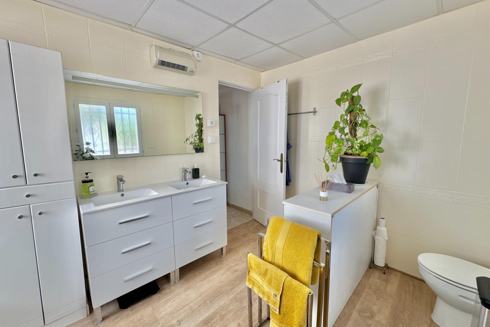 Reventa - Villa -
Dolores - Comunidad Valenciana