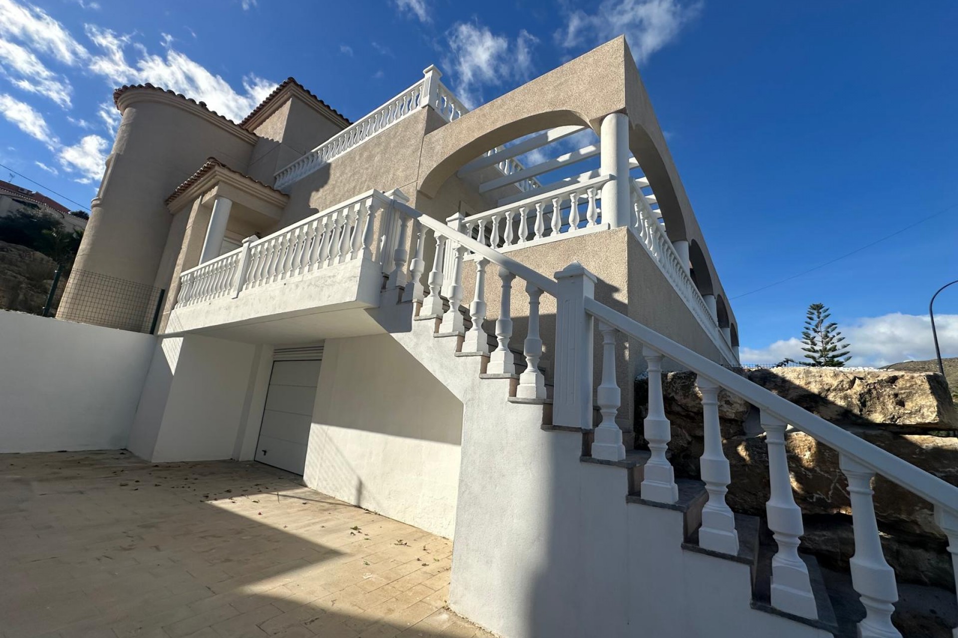 Reventa - Villa -
El Campello - Costa Blanca