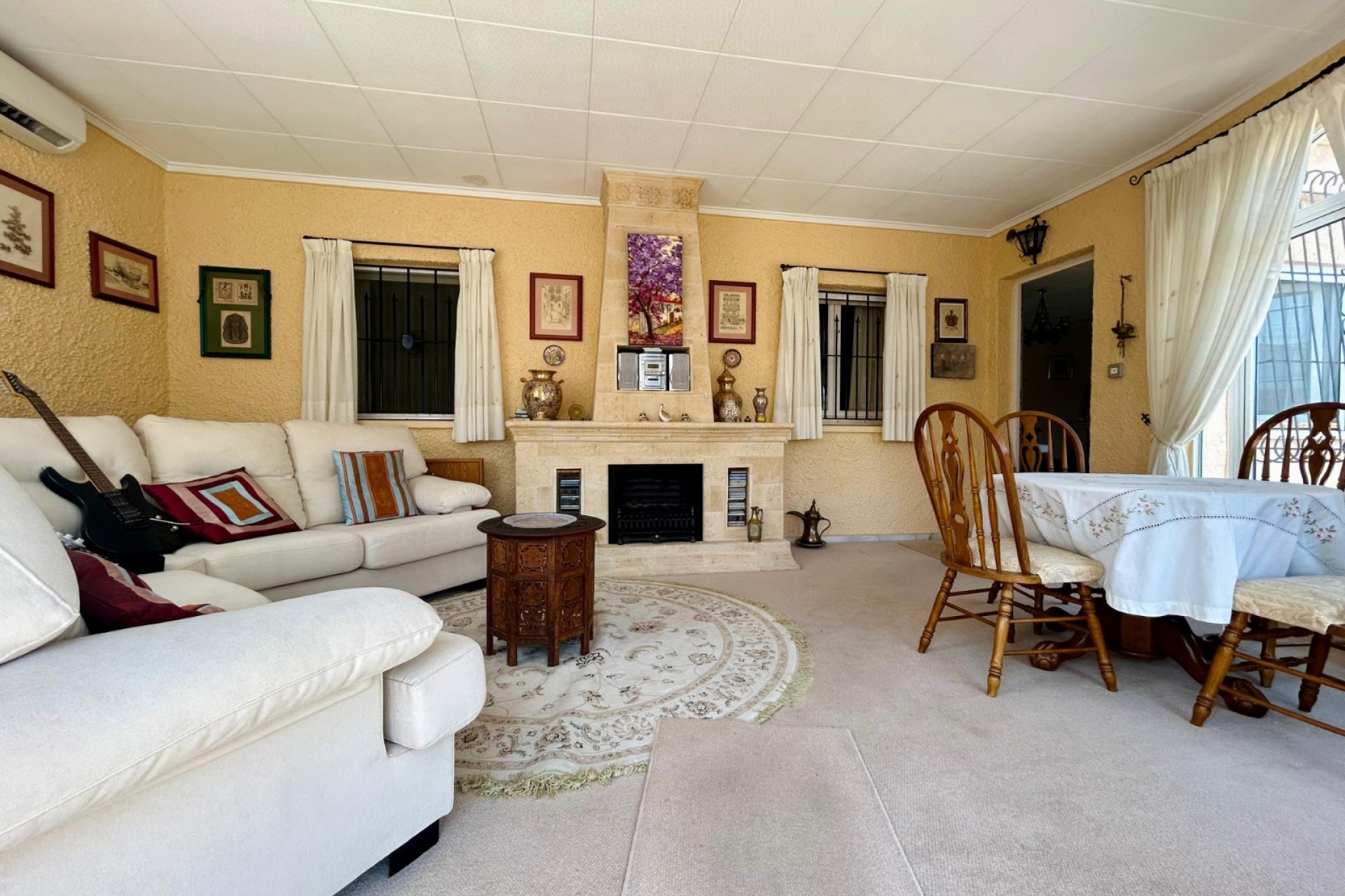 Reventa - Villa -
El Chaparral - Inland