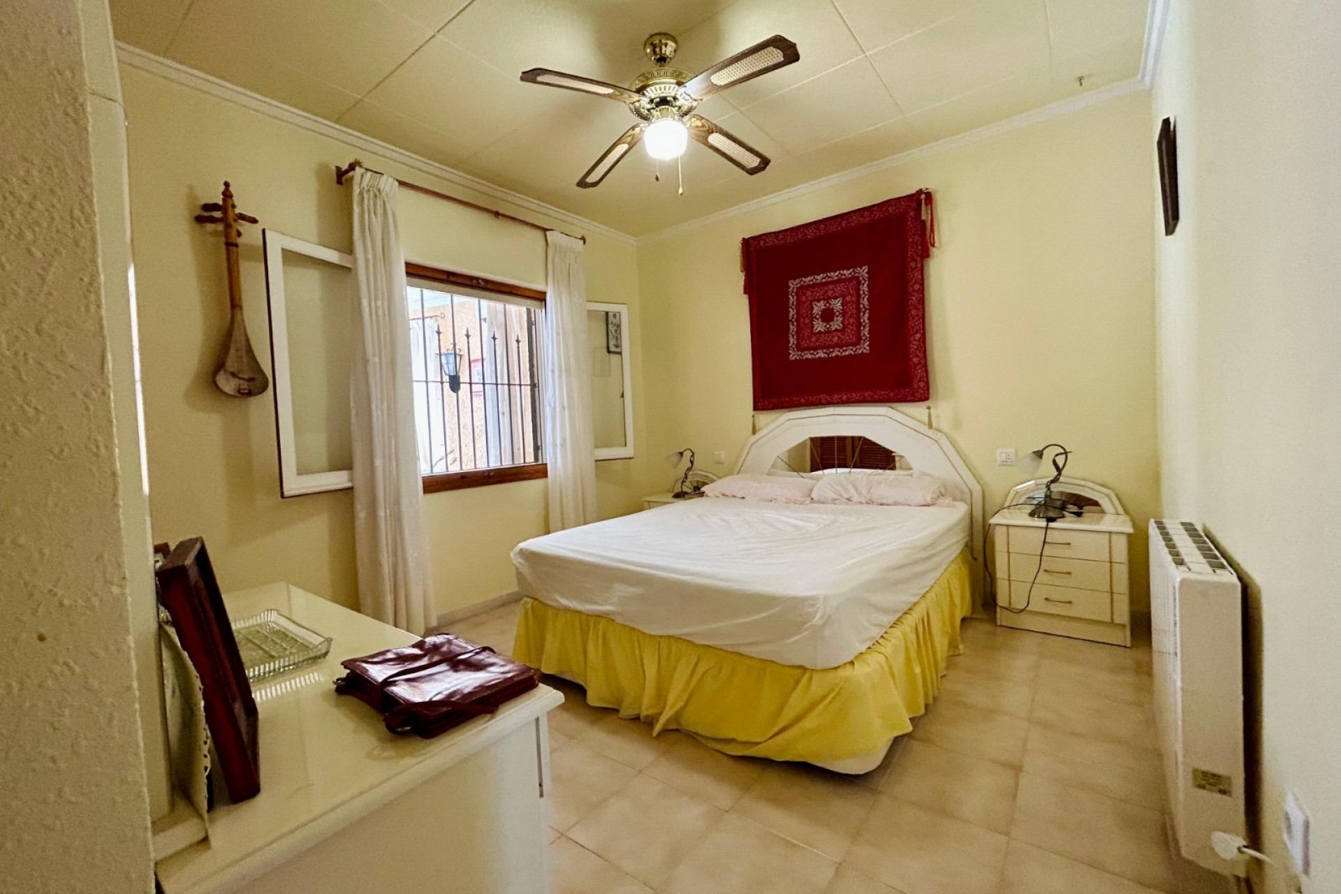 Reventa - Villa -
El Chaparral - Inland