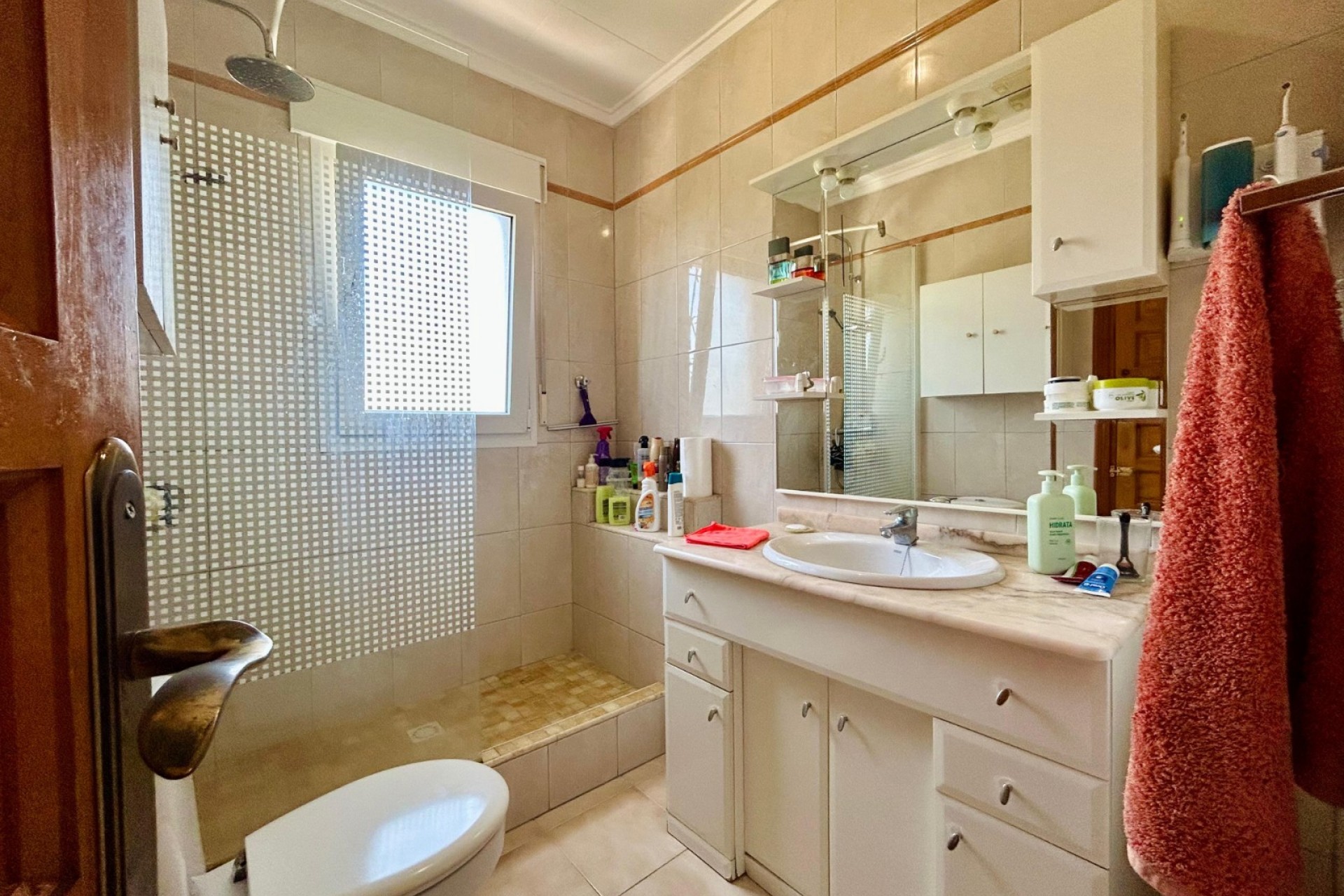 Reventa - Villa -
El Chaparral - Inland