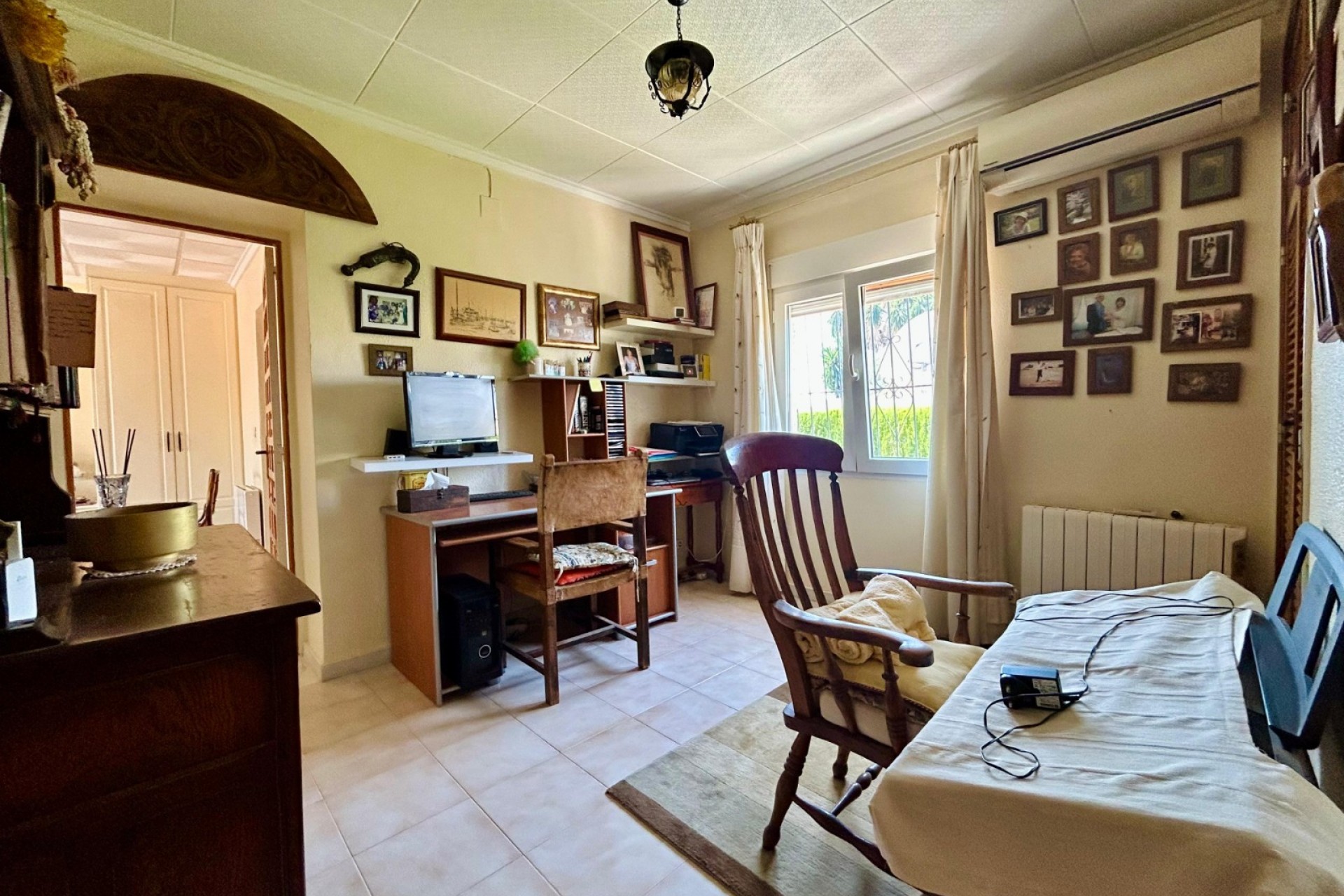 Reventa - Villa -
El Chaparral - Inland