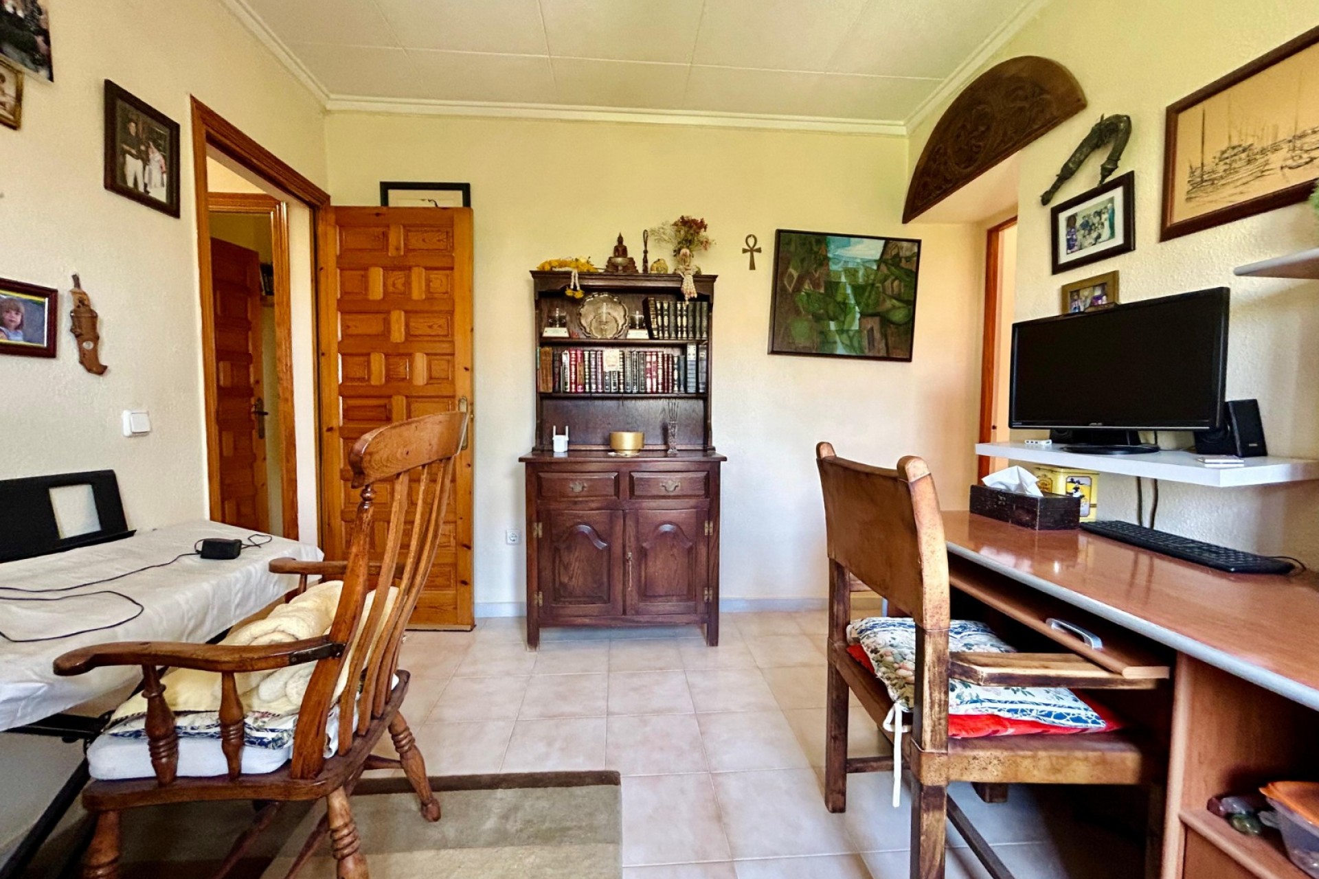 Reventa - Villa -
El Chaparral - Inland