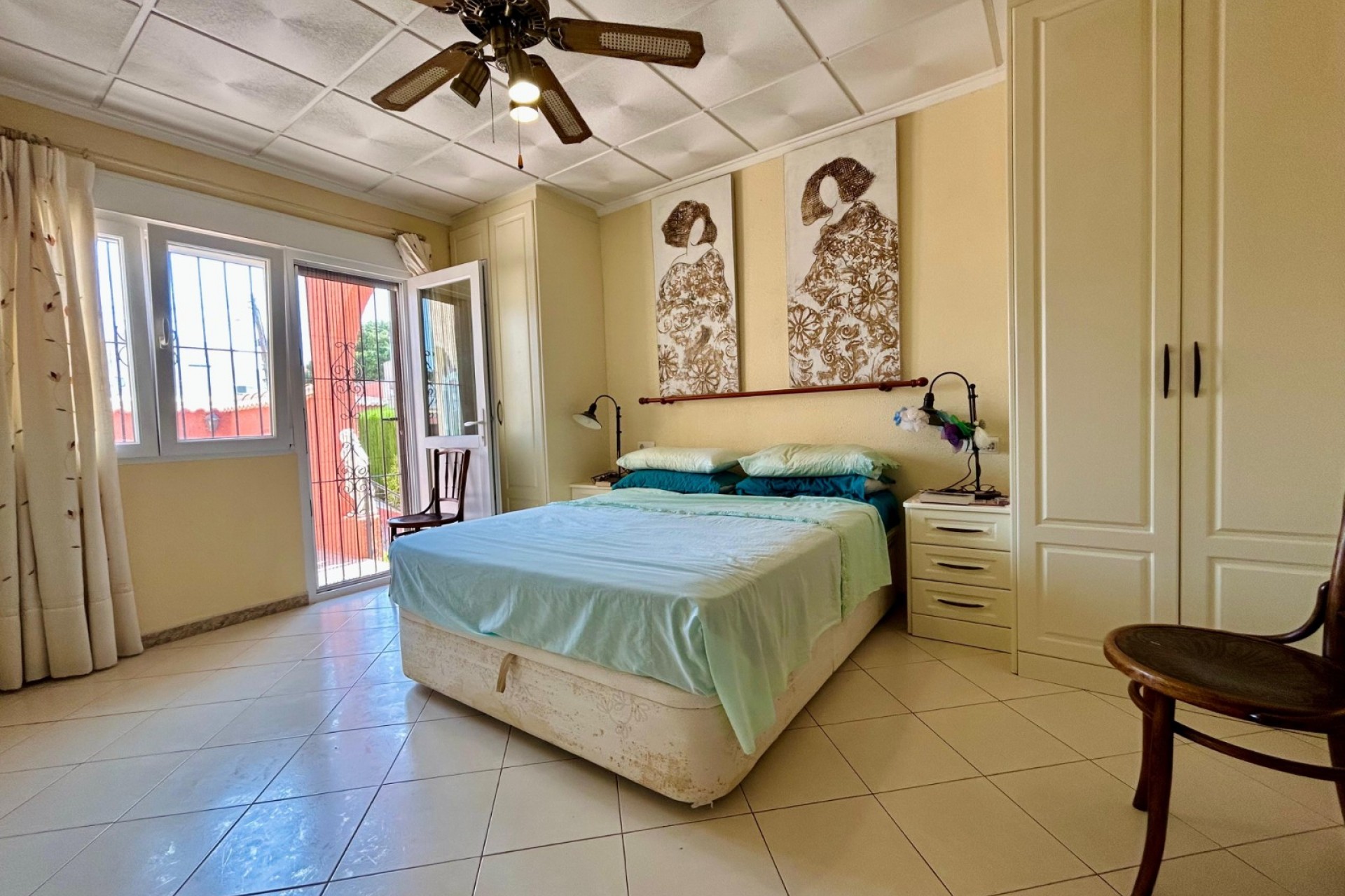 Reventa - Villa -
El Chaparral - Inland