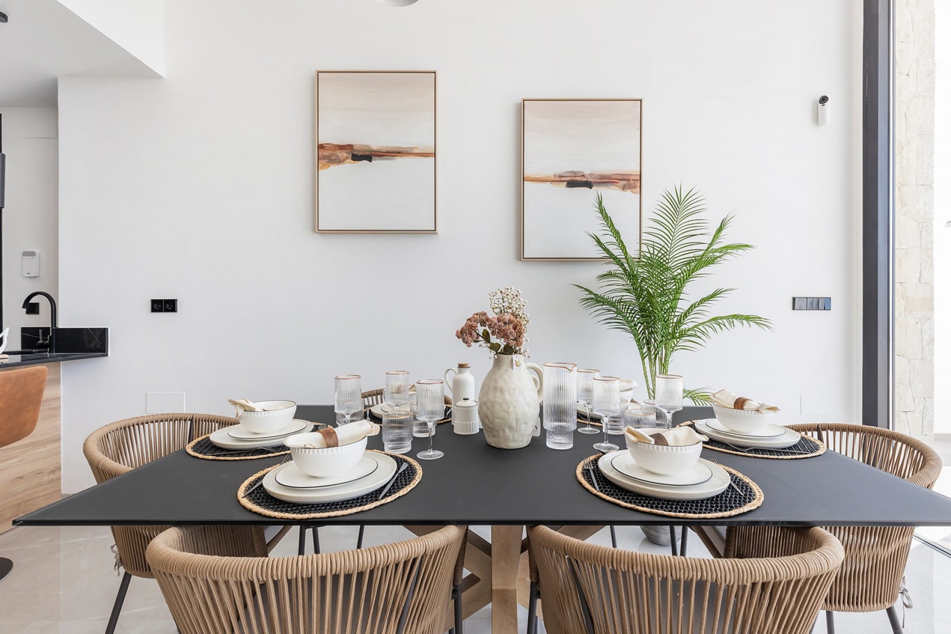 Reventa - Villa -
El Chaparral - Inland