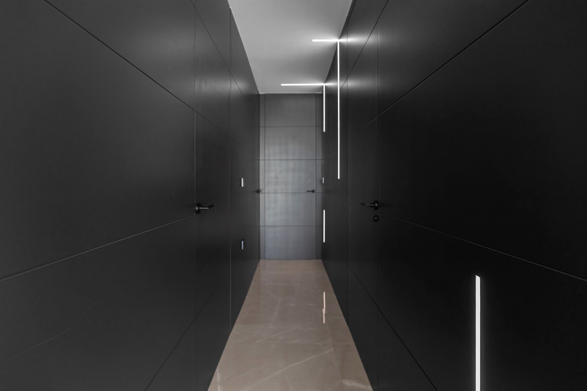 Reventa - Villa -
El Chaparral - Inland